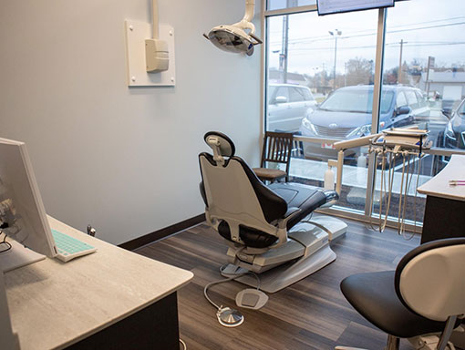 MainStDental_interior510x384
